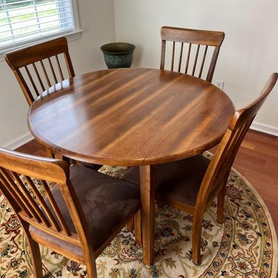 Wooden Drop Leave Breakfast Table and Chairs (K)