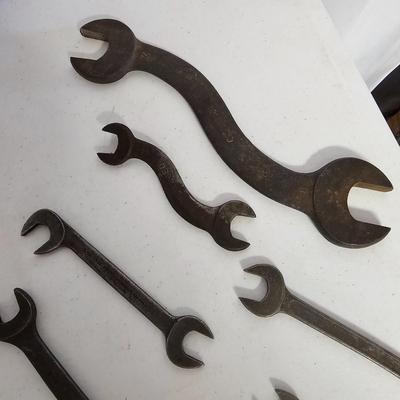 A Plethora of Wrenches (SF-JS)