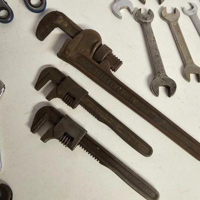 A Plethora of Wrenches (SF-JS)