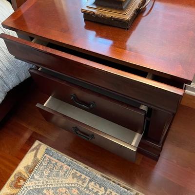 Pair of Matching Nightstand (B1)