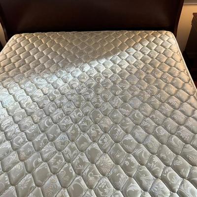 King Size Sleigh Bed (B1)