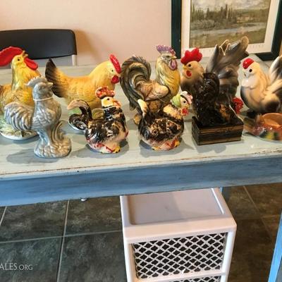Lot 1, Rooster Decor