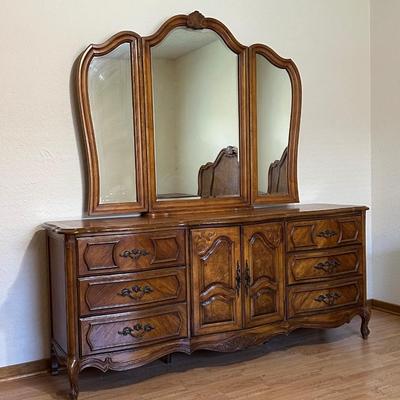 Stanley Furniture Dresser with Tri-fold Mirror