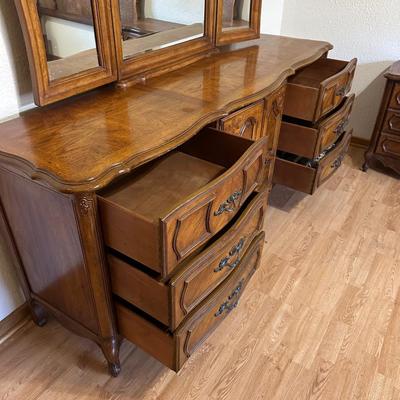 Stanley Furniture Dresser with Tri-fold Mirror
