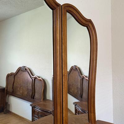 Stanley Furniture Dresser with Tri-fold Mirror