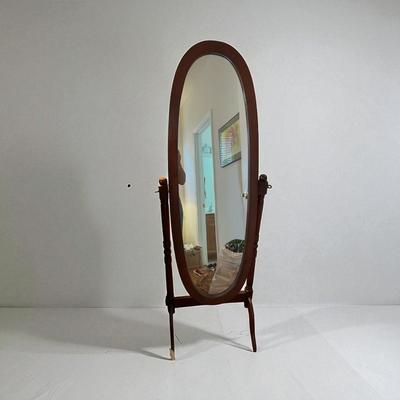 Floor Length Mirror on Stand (B1)