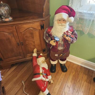2 Santa 1 that will hang on Rope 1 Standing