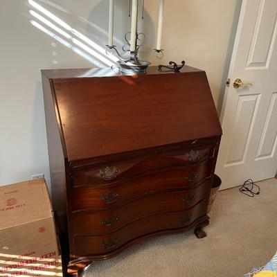 Secretary (B2)