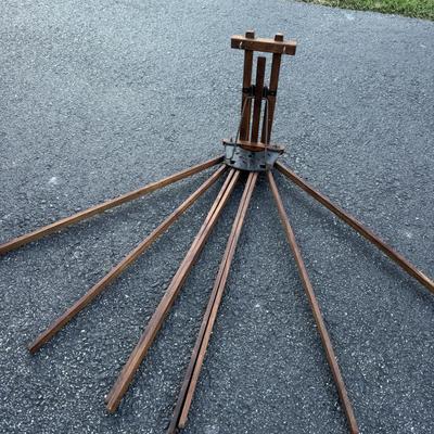 Vintage Wood and Metal Wall Mounted Clothes Drying Rack. 8 Folding Arms.