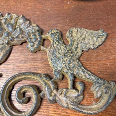 Cast iron decorative piece
