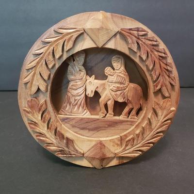 LOT 77F: Various Religious Trinkets and Art