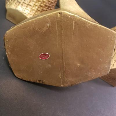 LOT 77F: Various Religious Trinkets and Art