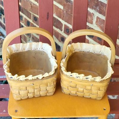 LOT 81G: Longaberger Lot of Various Sized Baskets and Bags
