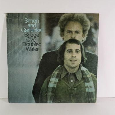 LOT 83D: Twenty Two Vintage Vinyl Records Featuring Neil Diamond, Barry Manilow and More