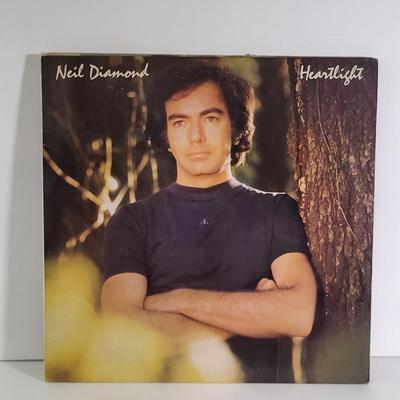 LOT 83D: Twenty Two Vintage Vinyl Records Featuring Neil Diamond, Barry Manilow and More