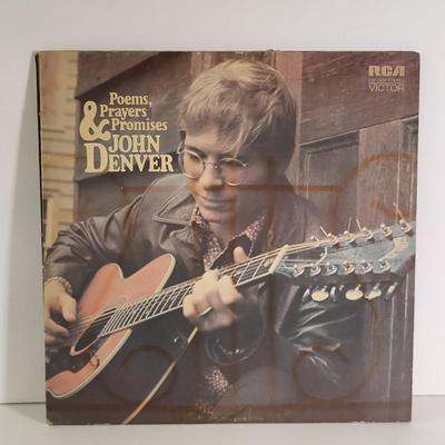 LOT 83D: Twenty Two Vintage Vinyl Records Featuring Neil Diamond, Barry Manilow and More