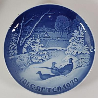 LOT 91D: Vintage Russian Hand Painted Ceramic & Porcelain Decorative Plates and More