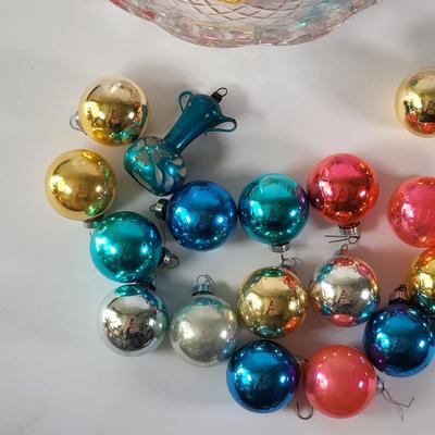 LOT 95D: Pair of Bowls Filled with Assorted Vintage Holiday Ornaments