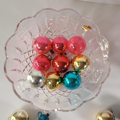 LOT 95D: Pair of Bowls Filled with Assorted Vintage Holiday Ornaments