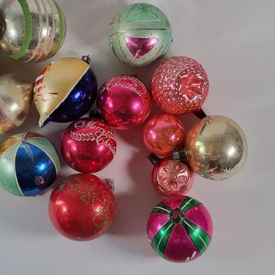 LOT 96D: Three Bowls Filled with a Variety of Vintage Holiday Ornaments