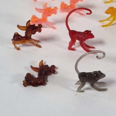 LOT 97D: Variety of Vintage Animal & Dish Miniatures from Germany, Japan and More