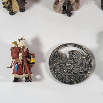 LOT 98D: Various Santa Clause Holiday Figurines and Decorations
