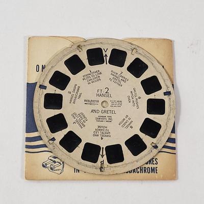 LOT 99G: Vintage 1940's Sawyers View Master with Multiple Slide Wheels & Vintage Toys
