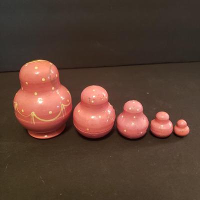 LOT 121F: Russian Matryoshka Nesting Dolls & Roly-Poly Musical Holiday Themed Doll Signed