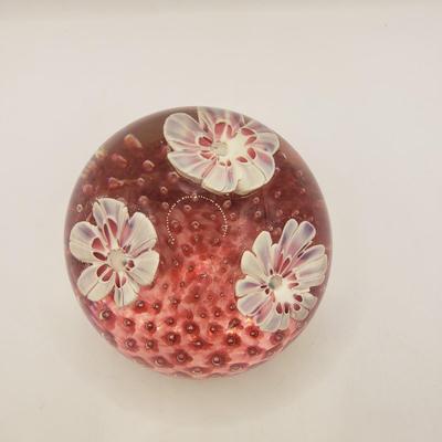 LOT 122F: Controlled Bubble Art Glass Paperweights with Polished Bottoms