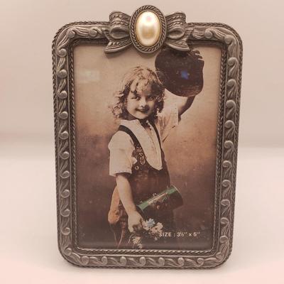LOT 124F: Vintage Enamel Jeweled Compact, Godinger Silver Plated Mirrored Lid Powder Jar & Silver Tone Frame