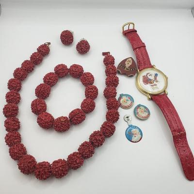LOT 130F: Mukhi Rudraksha Jewelry Set & Holiday Themed Accessories