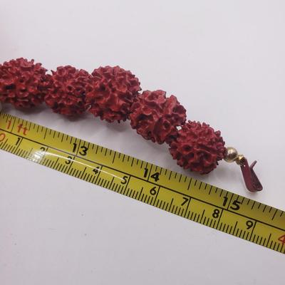 LOT 130F: Mukhi Rudraksha Jewelry Set & Holiday Themed Accessories
