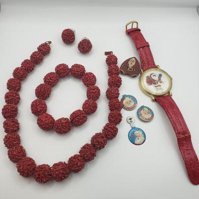LOT 130F: Mukhi Rudraksha Jewelry Set & Holiday Themed Accessories