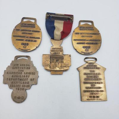 LOT 134F: Vintage France & Baltimore Maryland Medals