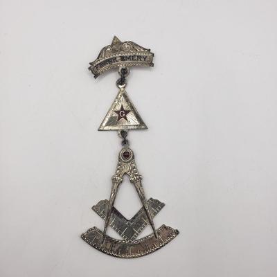 LOT 136F: Antique 1924 Sterling AASR Masonic Badge 29.44gtw
