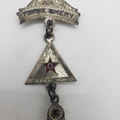 LOT 136F: Antique 1924 Sterling AASR Masonic Badge 29.44gtw