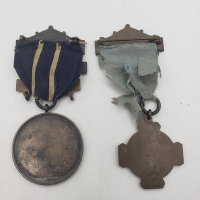 LOT 139F: Antique New Jersey National Guard Service Badges
