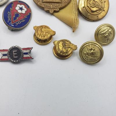 LOT 141F: Variety of Vintage Military Pins & More