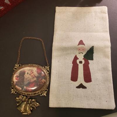 LOT 149F: Collection of New & Vintage Christmas Items