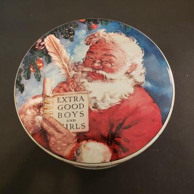 LOT 149F: Collection of New & Vintage Christmas Items