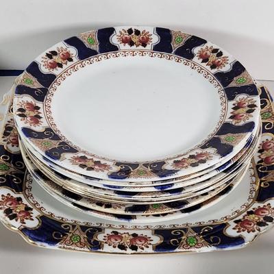 LOT 152G: Vintage Floral Pattern Tea Set Made in England
