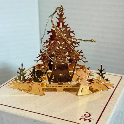 LOT 162L: 1980s Danbury Mint Annual Christmas Tree Ornaments w/ Boxes