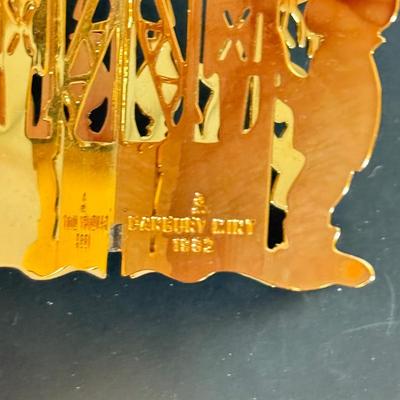 LOT 162L: 1980s Danbury Mint Annual Christmas Tree Ornaments w/ Boxes