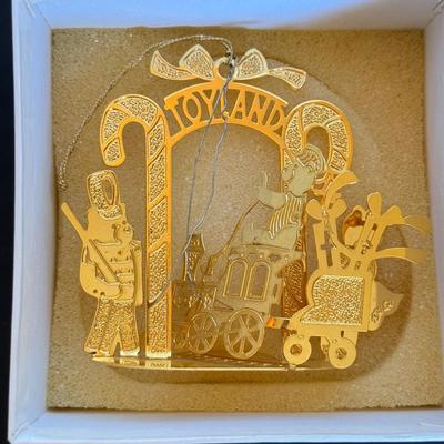 LOT 162L: 1980s Danbury Mint Annual Christmas Tree Ornaments w/ Boxes