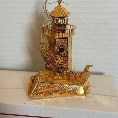 LOT 163L: 1990s Danbury Mint Annual Christmas Tree Ornaments w/ Boxes