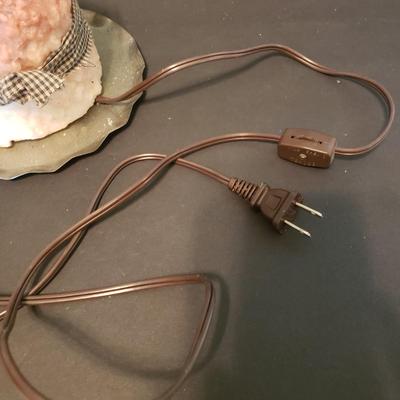 LOT 168F: Holiday Candle & Tabletop Decor; Longaberger & More