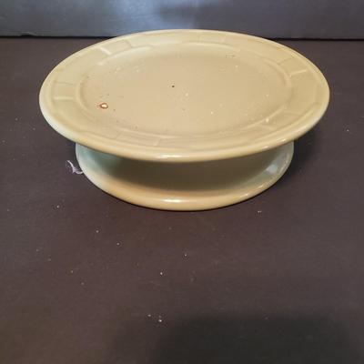 LOT 168F: Holiday Candle & Tabletop Decor; Longaberger & More