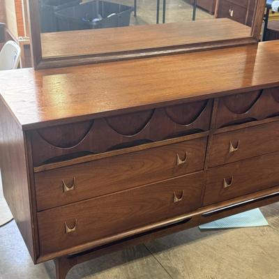 Broyhill Brasilia Walnut dresser with Mirror.