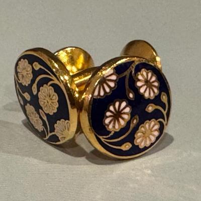 Cufflinks - White Daisy on Purple Background. Gold Button Style Back.