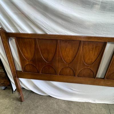 Broyhill Brasilia King Headboard